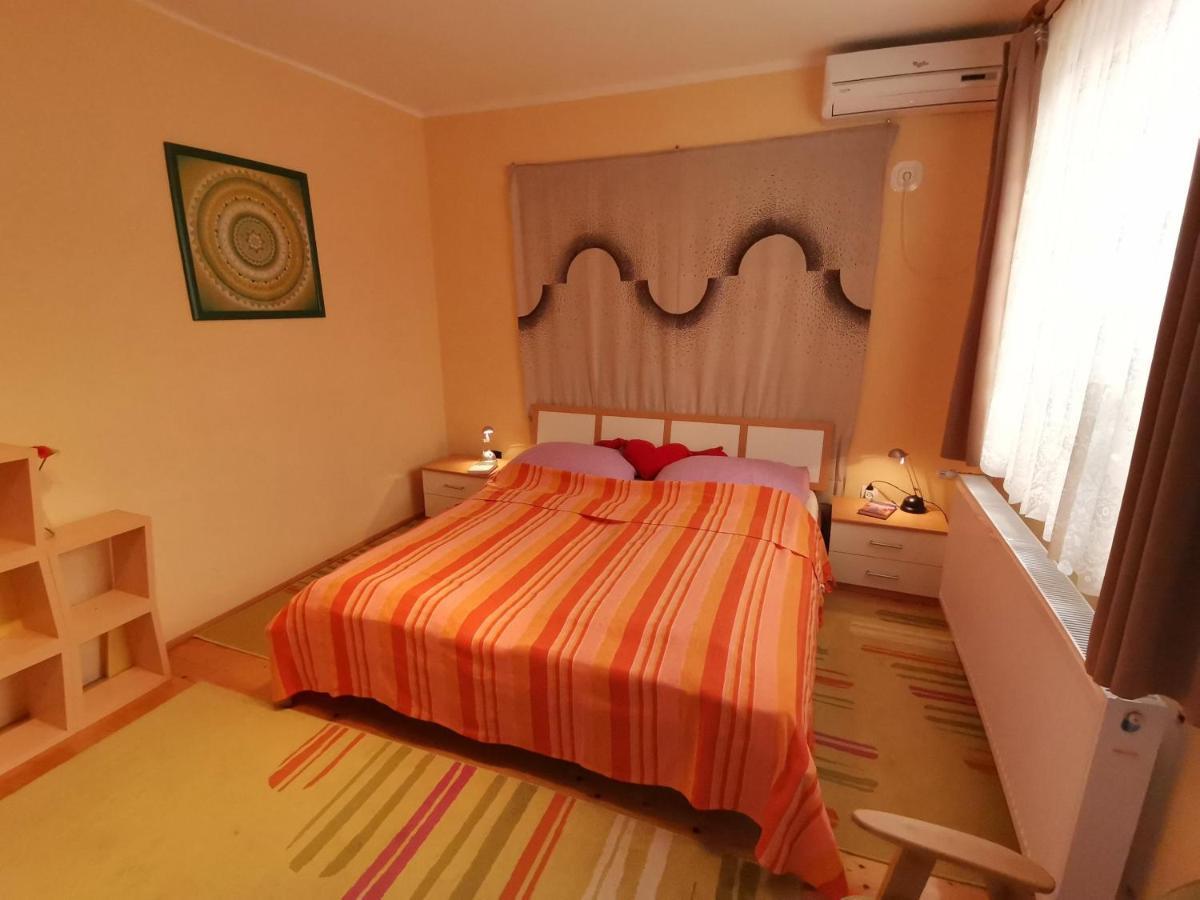 Marika Apartman Hajdúszoboszló Exterior foto